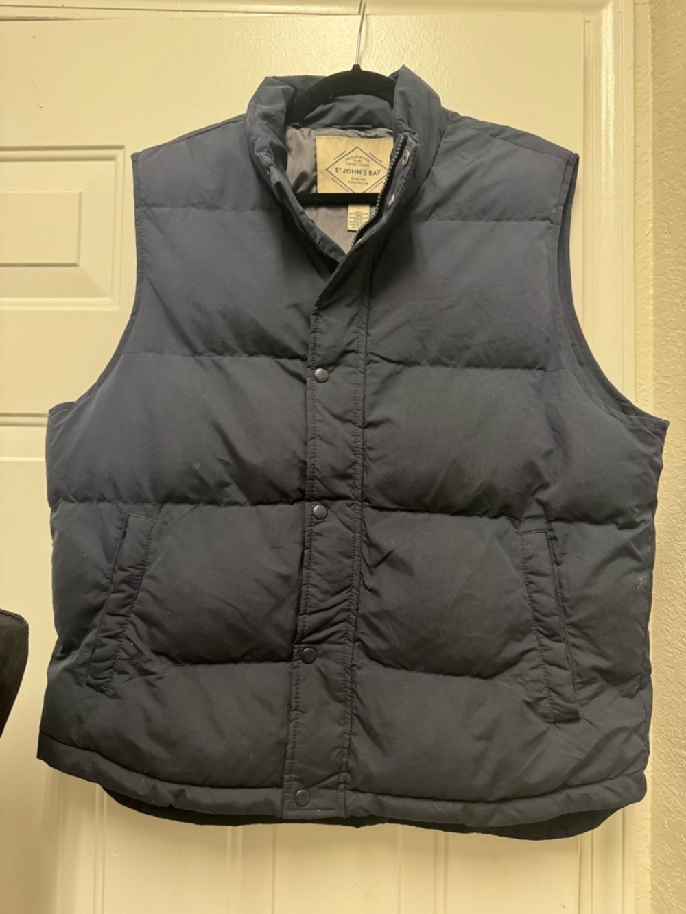 St. John's Bay Men's Dark Blue Quilted Puffer Vest